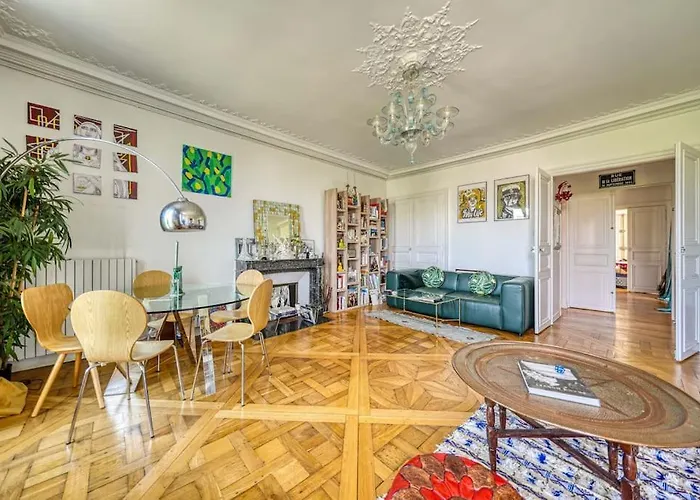 Av Experiences - Saint Louis Luxury * Paříž