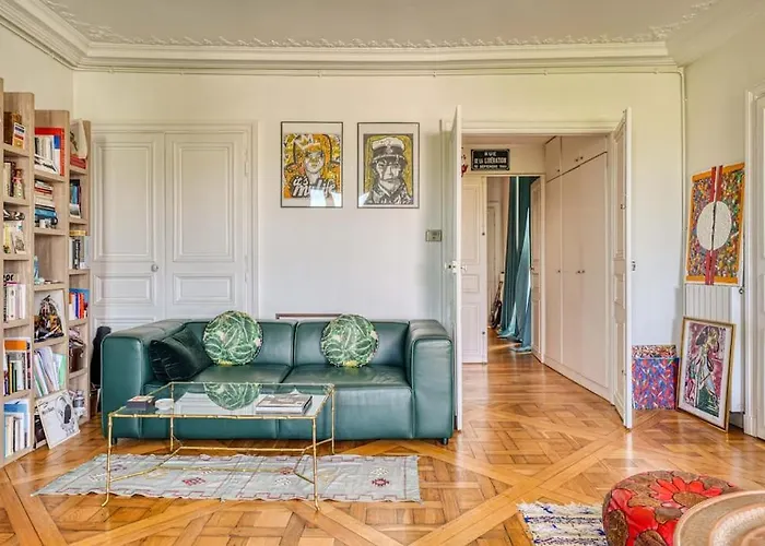 Av Experiences - Saint Louis Luxury * Paříž