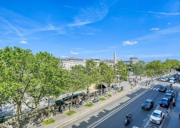 Av Experiences - Saint Louis Luxury Paříž