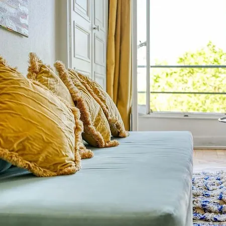 Saint Louis Luxury * باريس